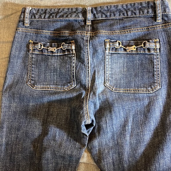 Michael Kors jeans size 8, slightly flared leg, (23-124) - Picture 4 of 9